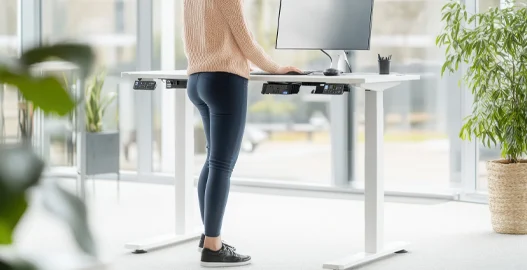 Ergonomisch ausgestattete Büro-Arbeitsplätze
